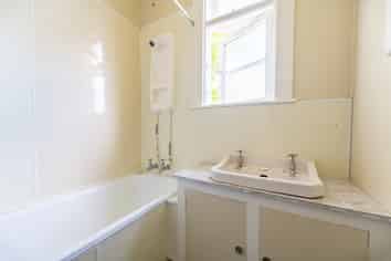 4/408 Special School Road, Otekaieke