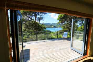 356 & 358 Blind Bay Road, Great Barrier Island