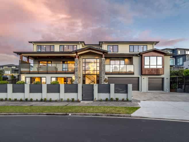 45 Armstrong Farm Drive, East Tamaki Heights