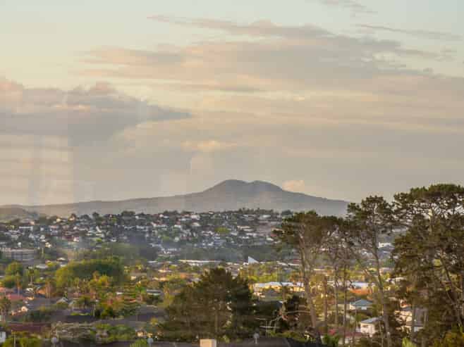 45 Armstrong Farm Drive, East Tamaki Heights