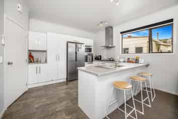 15 Crown Street, North East Valley