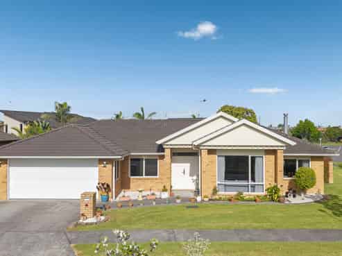 1 Stornaway Drive, Flat Bush