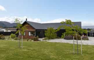 36 Grandview Road, Wanaka