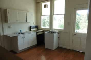 Hawkes Bay - Address withheld