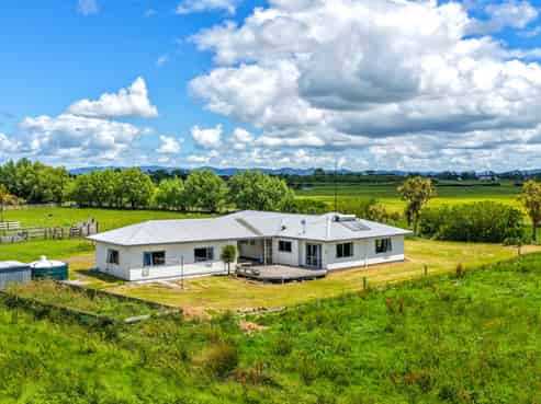 54 Arawa Street, Pipiroa