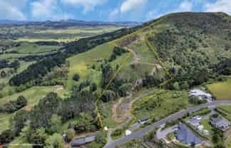 75 Parakiore Road, Ngararatunua