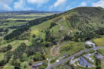 75 Parakiore Road, Ngararatunua