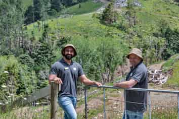 75 Parakiore Road, Ngararatunua