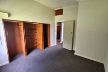 13 Middleton Road, Hannahs Bay