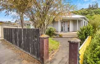 135 North Road, North East Valley