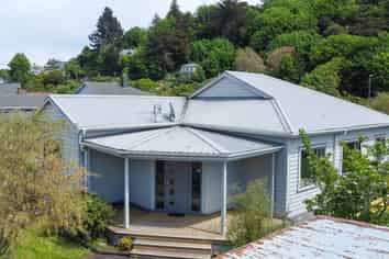 135 North Road, North East Valley