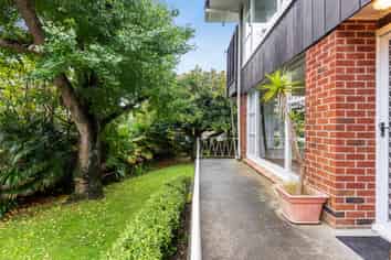 5/96 Benson Road, Remuera