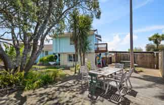 60 Forest Hill Road, Henderson