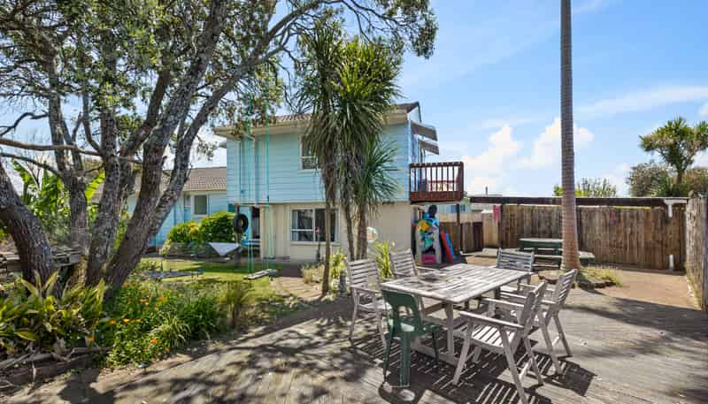 60 Forest Hill Road, Henderson