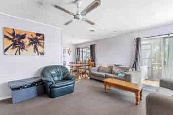 60 Forest Hill Road, Henderson