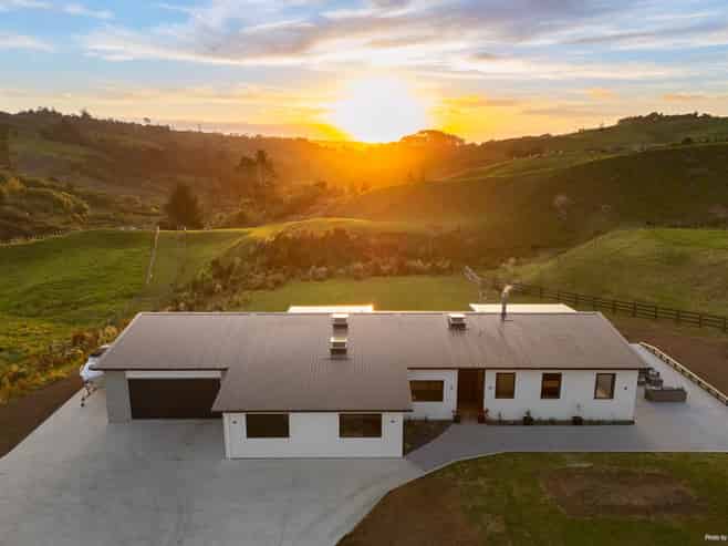 18A Niccone Place, Bombay