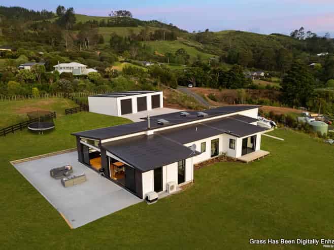 18A Niccone Place, Bombay