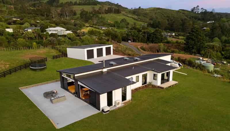 18A Niccone Place, Bombay