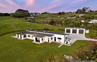 18A Niccone Place, Bombay