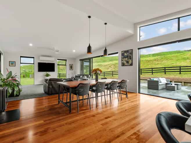 18A Niccone Place, Bombay