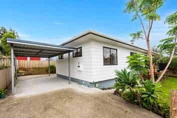 8B Nikau Place, Parahaki