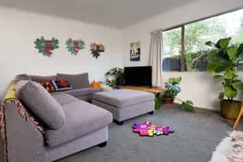 25 Loughanure Place, Massey