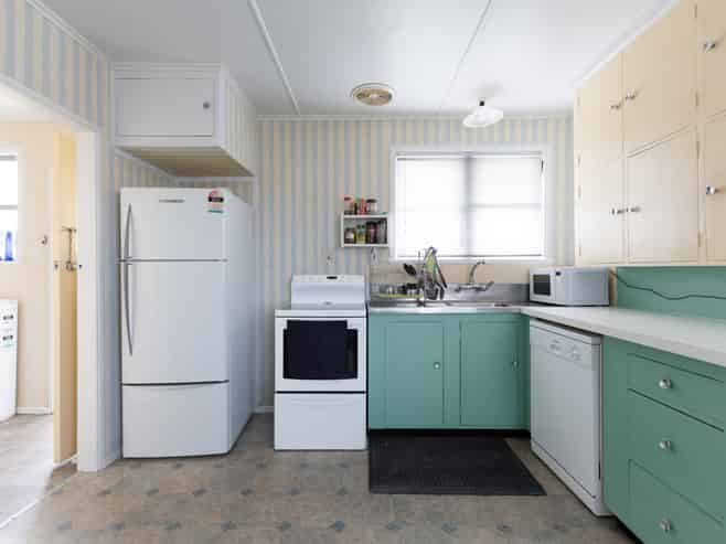 24 Clyde Crescent, Roslyn