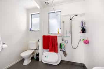 24 Steven Street, Mangere East