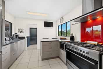 457 Cemetery Road, Maunu