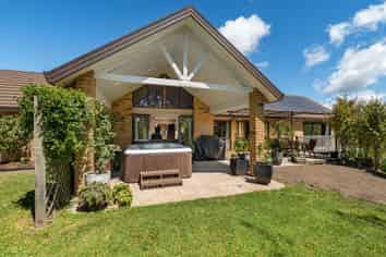 457 Cemetery Road, Maunu