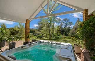 457 Cemetery Road, Maunu