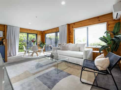 21A Fraser Road, Narrow Neck