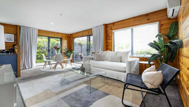 21A Fraser Road, Narrow Neck