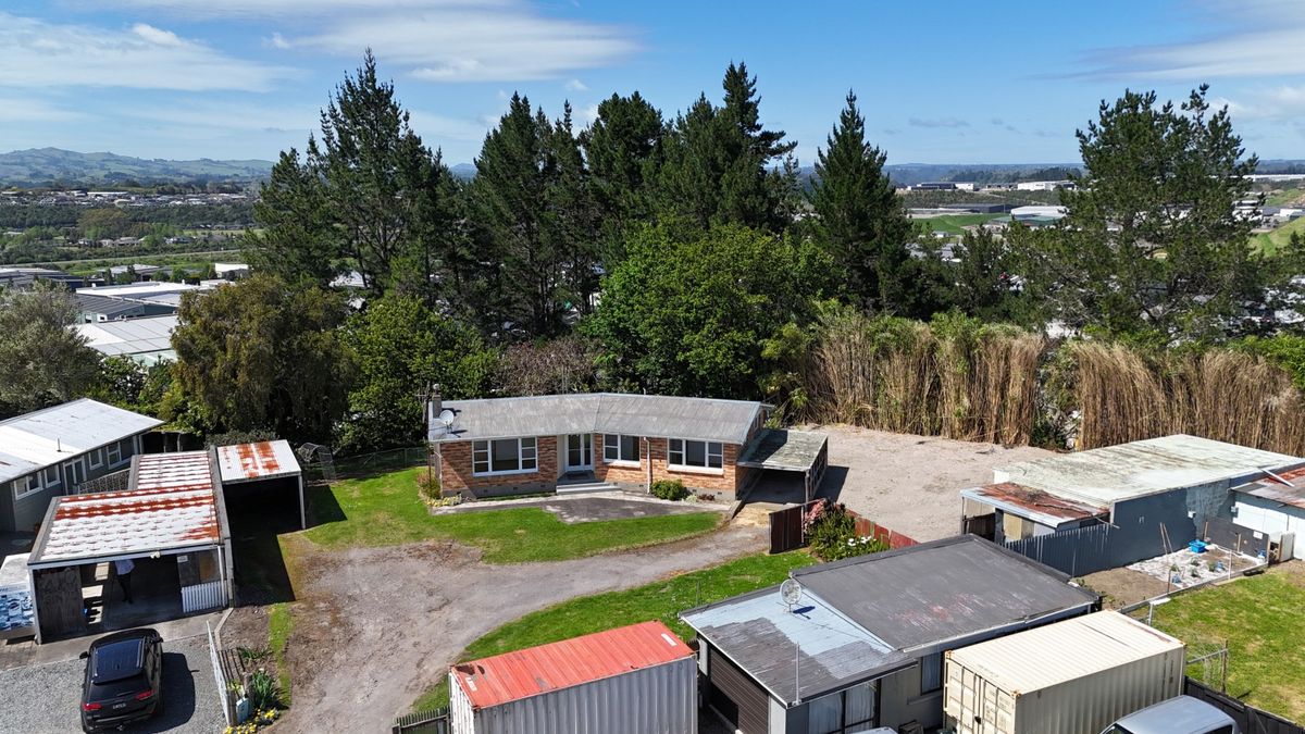 Standalone office, yard & workshop, Tauriko