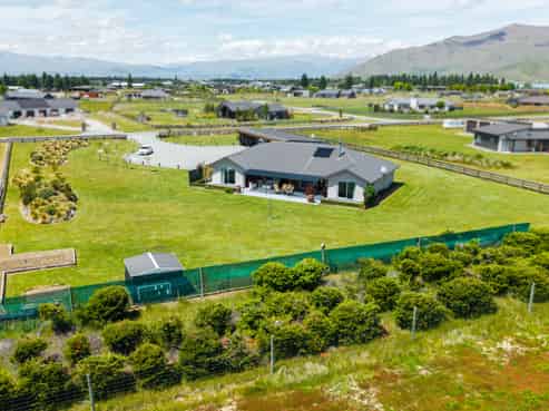 48 Woodley Avenue, Twizel