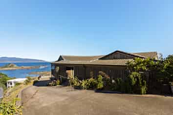 69 High Street, Island Bay