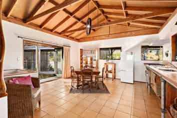 69 High Street, Island Bay