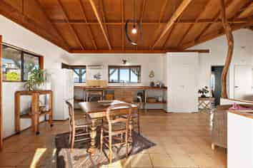 69 High Street, Island Bay