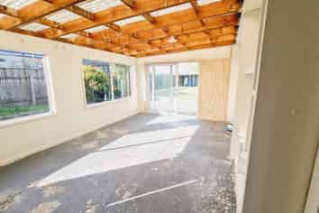 16 Napier Street, Riverton