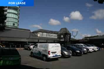 Versatile 350m² Space for Lease