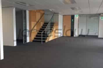 Versatile 350m² Space for Lease