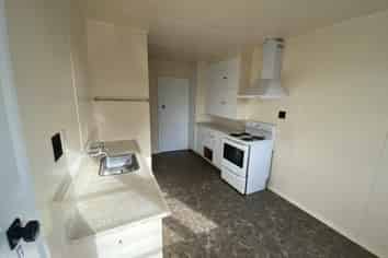 17 Malone Place , Hawera