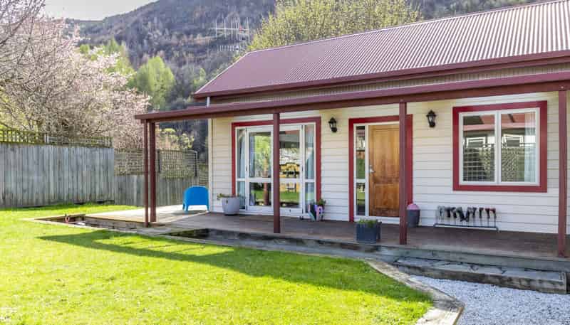 15B Daveys Place, Arrowtown