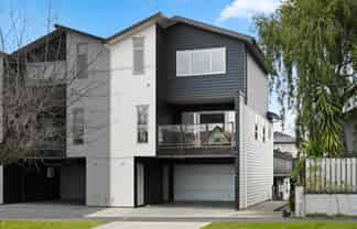 1/14 Hammond Street, Hamilton Central