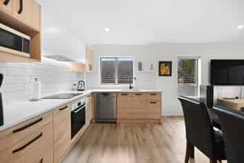 1/14 Hammond Street, Hamilton Central