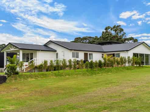 129 Estuary Drive, Mangawhai Heads