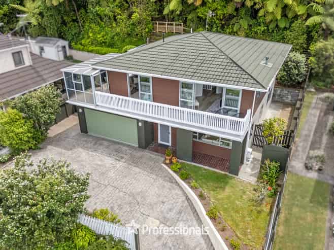 15 Stanhope Grove, Korokoro