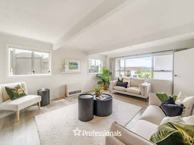 15 Stanhope Grove, Korokoro