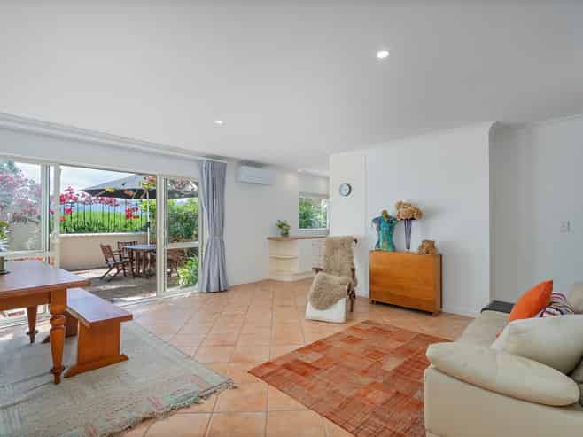 Villa 8 Pa - 4B The Esplanade, Tairua