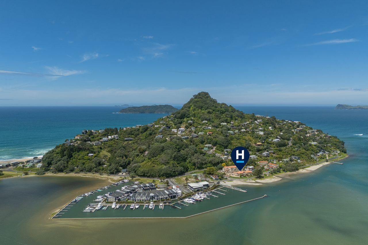 Waterfront Living at Its Finest - Visning 2